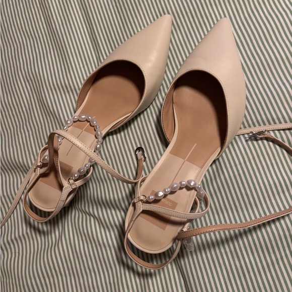 Dolce Vita Cream Heels with Pearl Accents - Picture 2 of 7